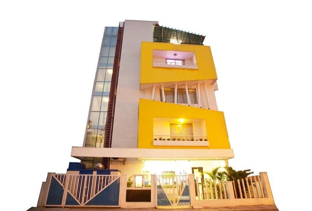 Capital O 16324 Niche Suites Бангалор Екстериор снимка