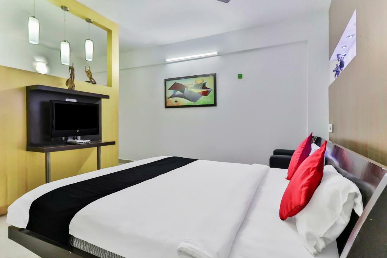 Capital O 16324 Niche Suites Бангалор Екстериор снимка